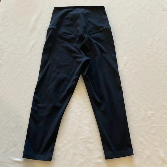 Nike Women’s Power Legendary High‎ Rise Capris 822941-010 Black Size Small EUC - Picture 4 of 5